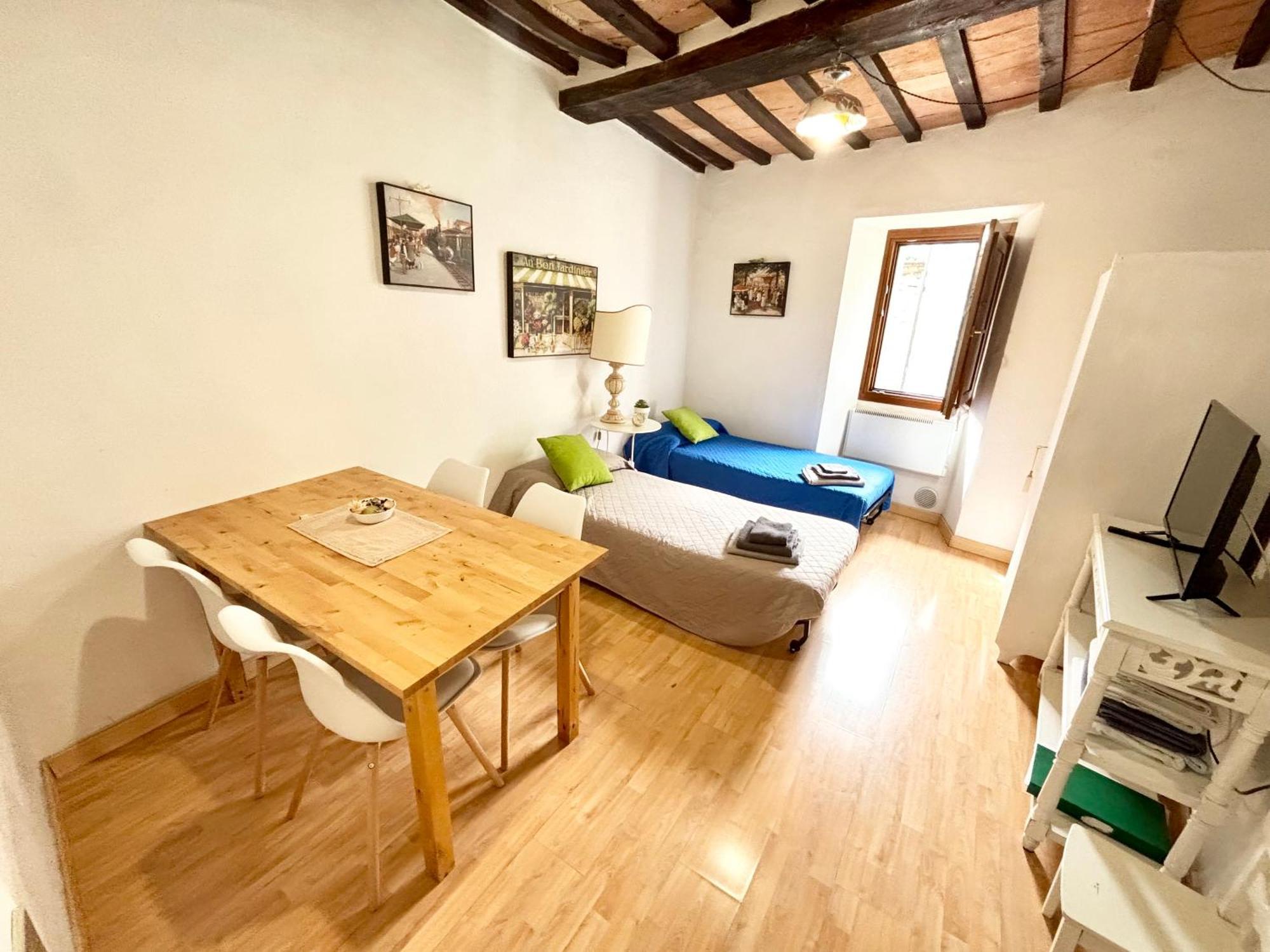 Red House Apartment Gubbio Exterior photo
